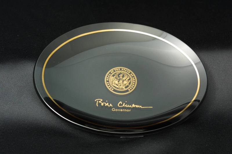 Dish, Commemorative - Governor Bill Clinton