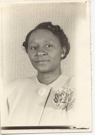 Photograph of Mary M. Lois Saxton
