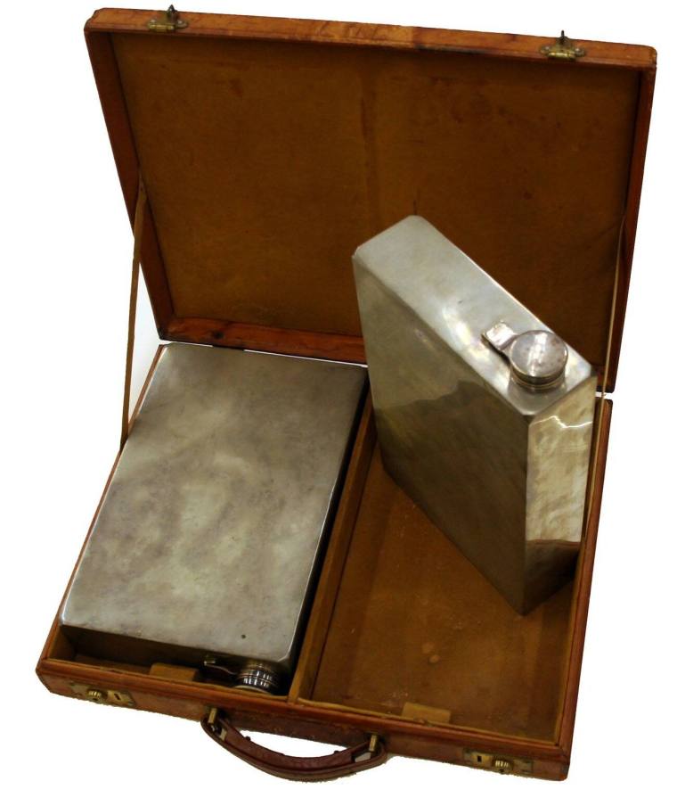 Case, Bootlegger's - with two flasks