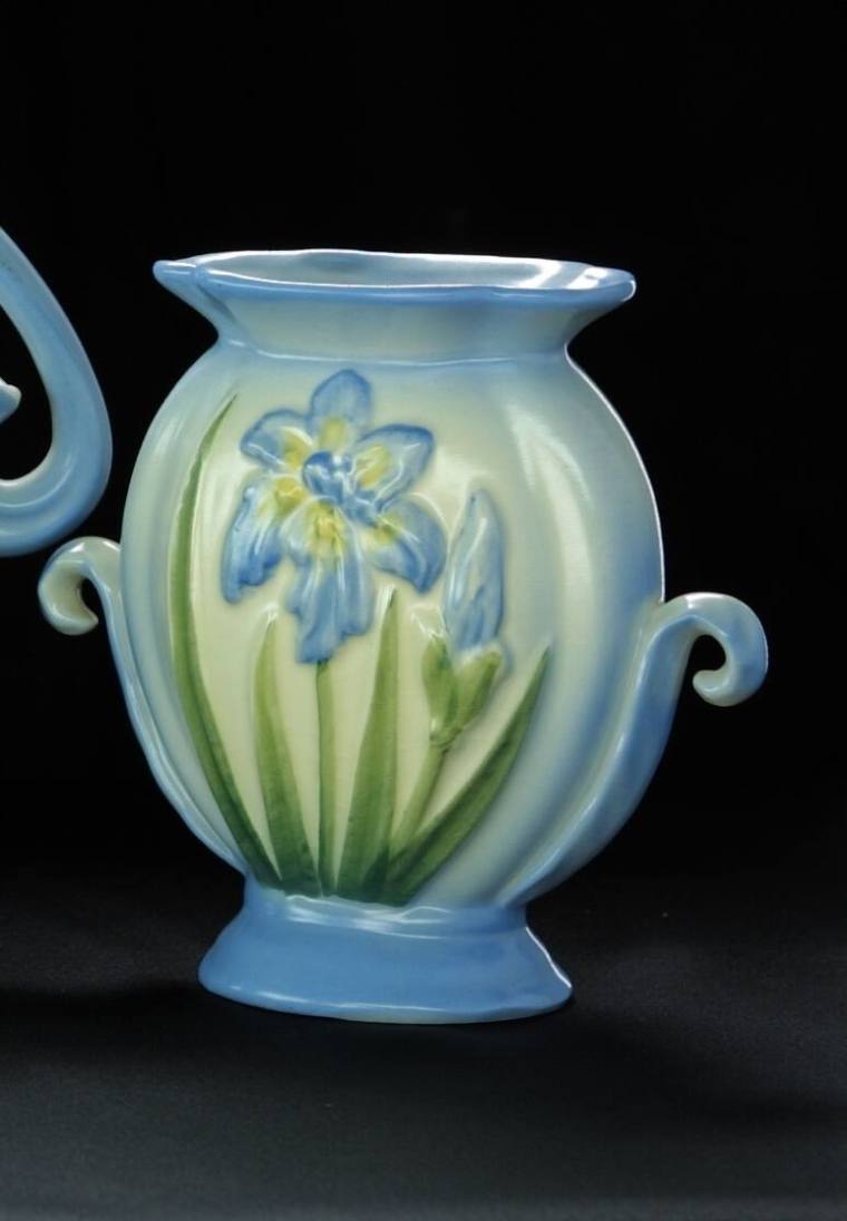 Camark Vase