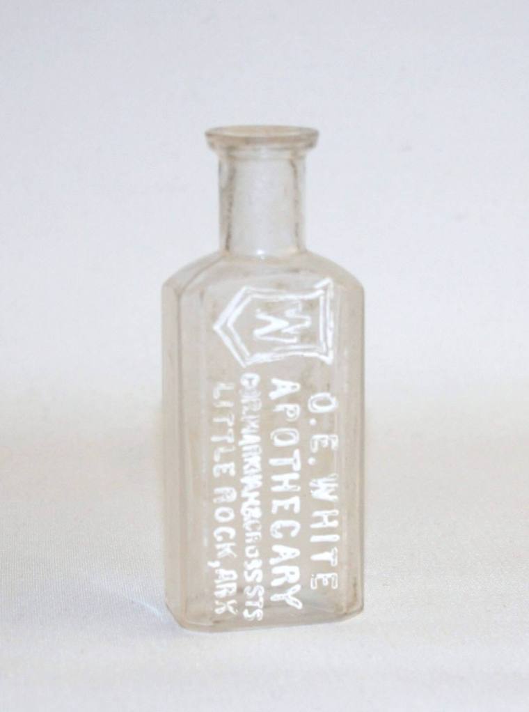 Bottle, Medicine - O.E. White Apothecary