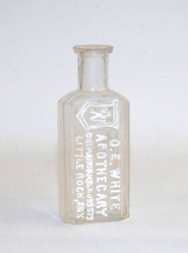 Bottle, Medicine - O.E. White Apothecary