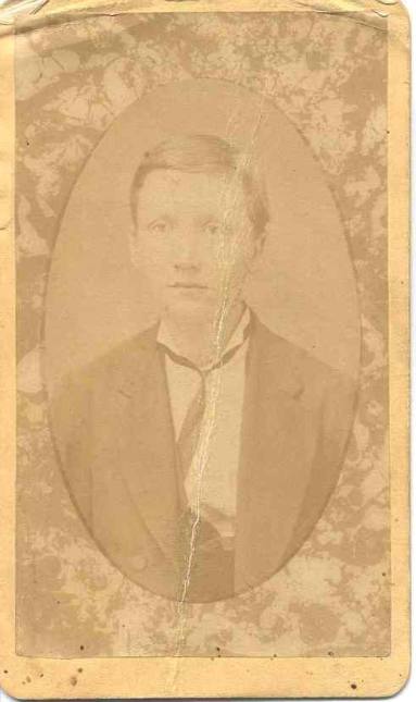 Oval photo of Jeff Davis as young man