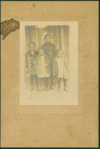 Photo of four Wilson Sisters of Calion, AR.