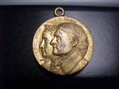 1904 World's Fair medallion