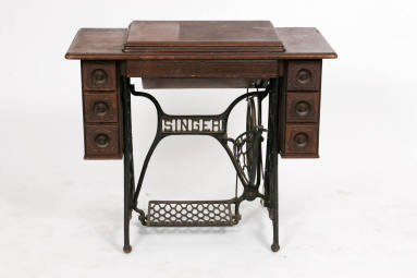 Sewing Machine, Singer - Elizabeth Little