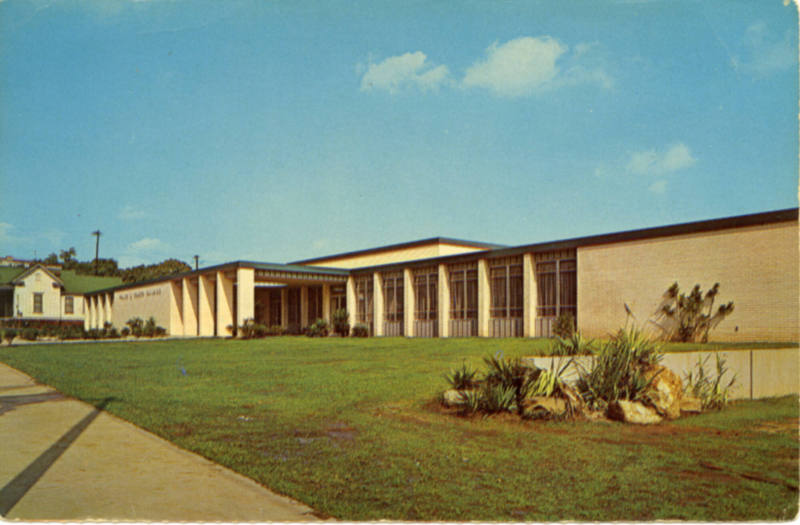 Police & Courts Building postcard, Little Rock