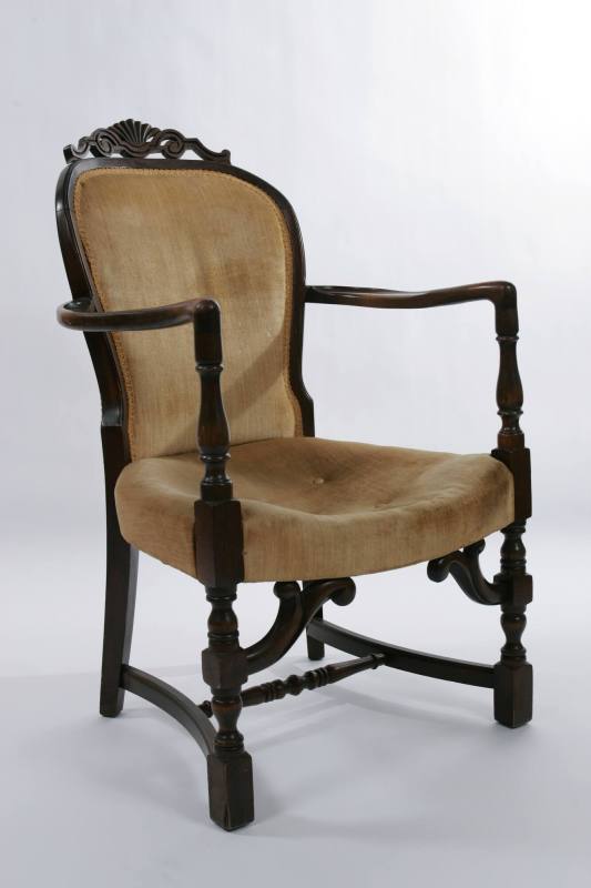 Gov. Parnell chair