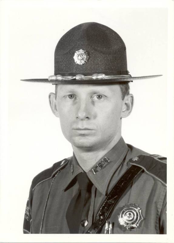 photo of AR State Police trooper Hallingsworth