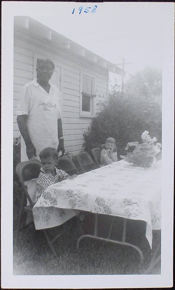 Photo - Dorothy Lambert, Charles Richardson, Missy Osborne