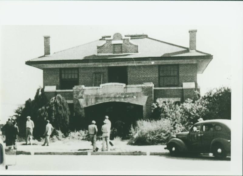 Photograph of the Saline County Jail in 1938