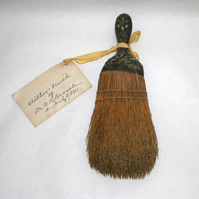 Clothes Brush