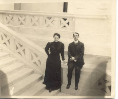 Photo of Eva Reichardt & Sen. Pippen