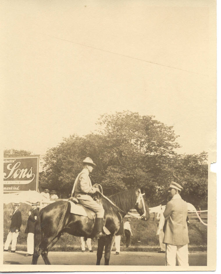 Photo of Elks Parade in Little Rock