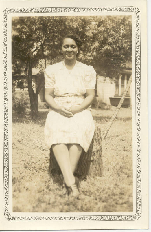 Photograph of Mary M. Lois Saxton