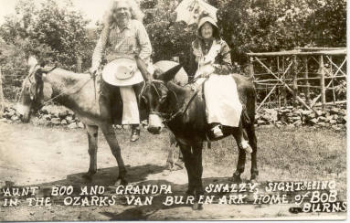 postcard - Aunt Book & Grandpa Snazzy