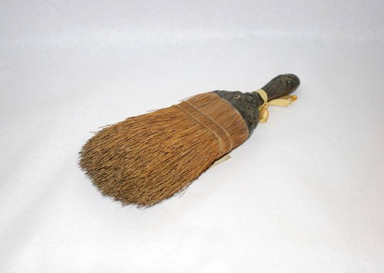 Clothes Brush