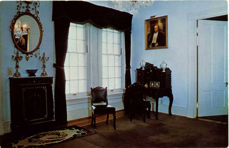 Postcard, Old State House - Daughters of 1812 Room