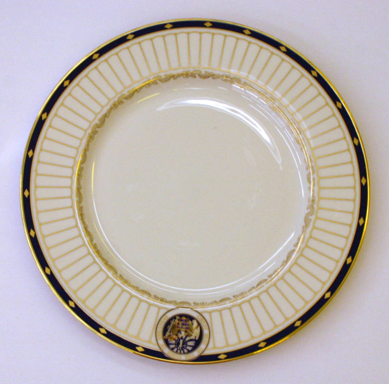 Dinner Plate, China Set - Governor Mike Huckabee