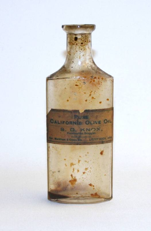 Bottle, Medicine - S.D. Knox, Druggist