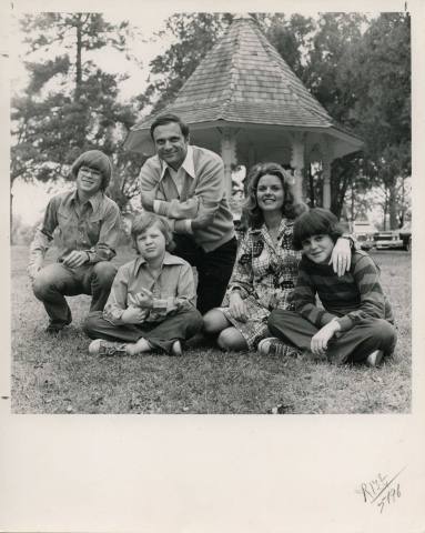 Photograph, David Pryor & Family