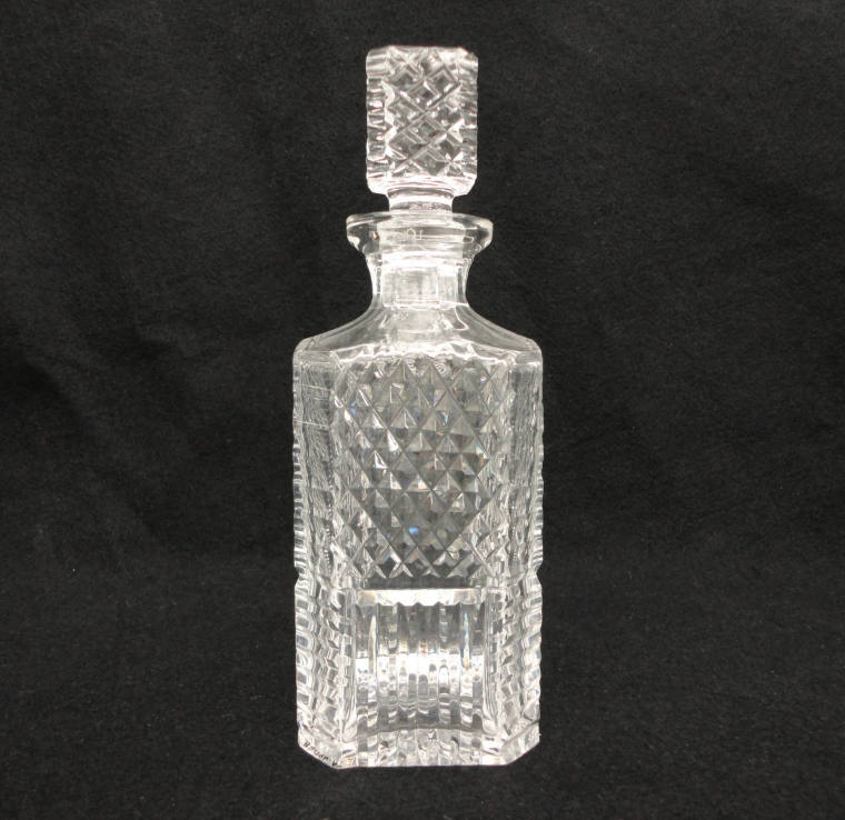 Decanter and stopper, Cut glass