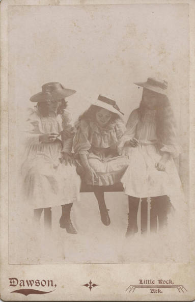 Photograph, 3 Girls in Little Rock