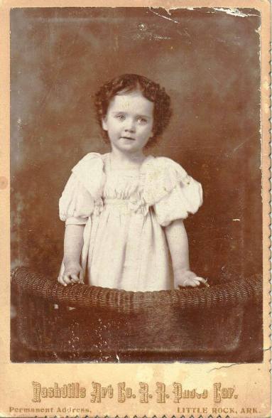 Photograph, Cabinet Card - Janie Davis