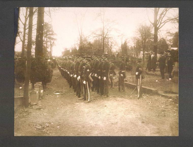 Photograph, Cabinet Card - Gov. Davis Graveside Funeral