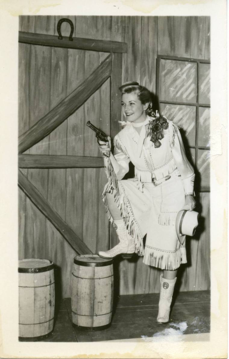 Photograph, Gail Davis as Annie Oakley