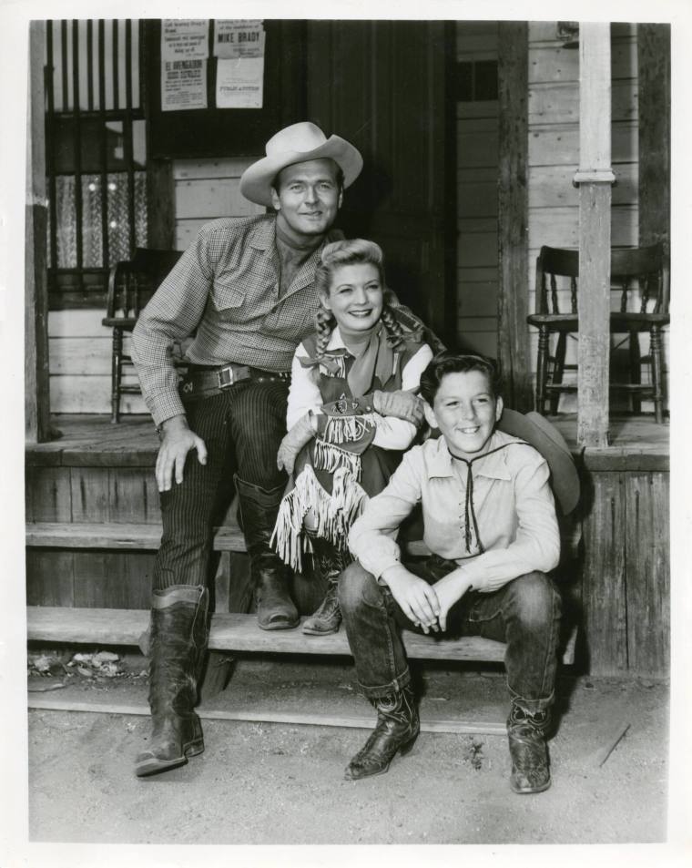 Photograph, Gail Davis as Annie Oakley