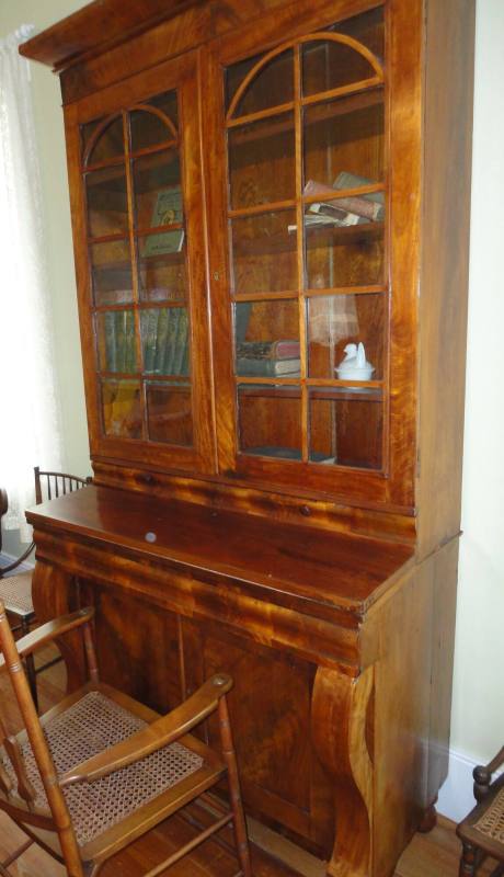 Early Victiorian mahogany secretary/bookcase