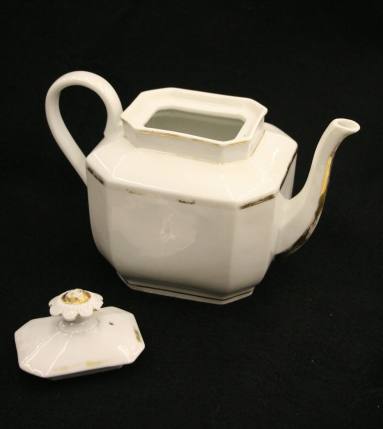 Teapot with Lid - 19th Century Paris Pattern