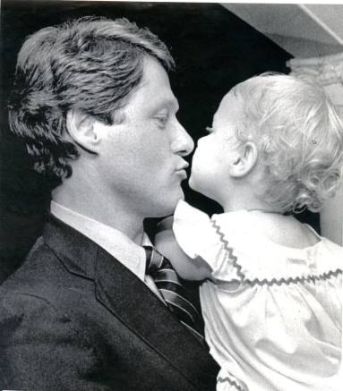 Photograph, Bill and Chelsea Clinton