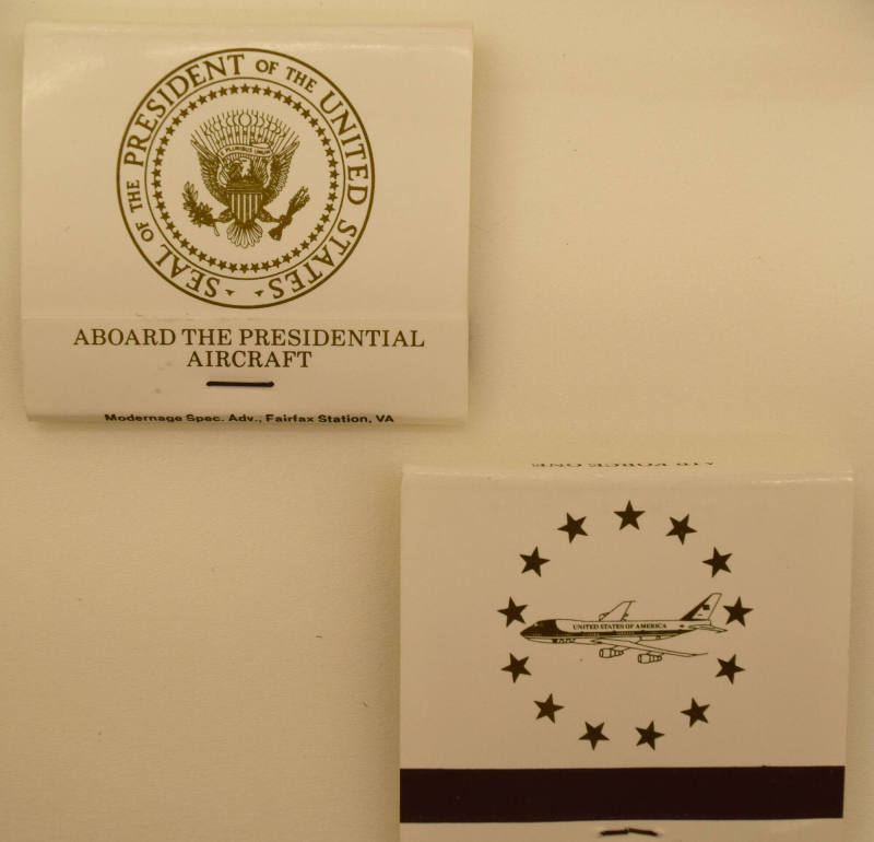 Matchbook, Air Force One - President Bill Clinton