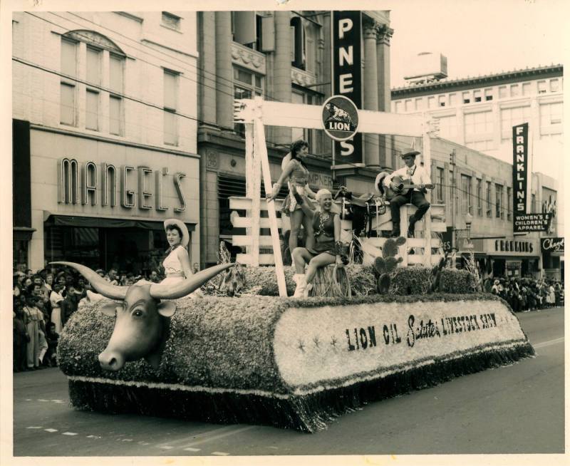 Photograph, First Place Winner Lion Oil Co. - Arkansas State Fair Rodeo Parade