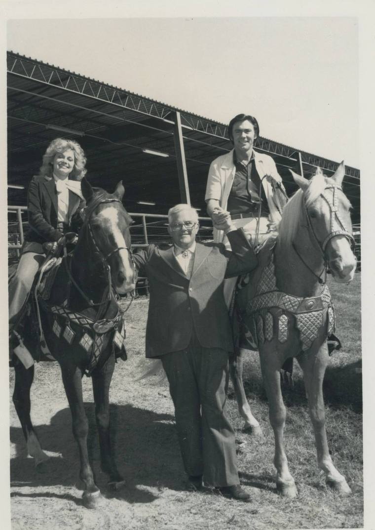 Photograph, Johnnie Holmes & Barbara Mandrell - Arkansas State Fair Rodeo