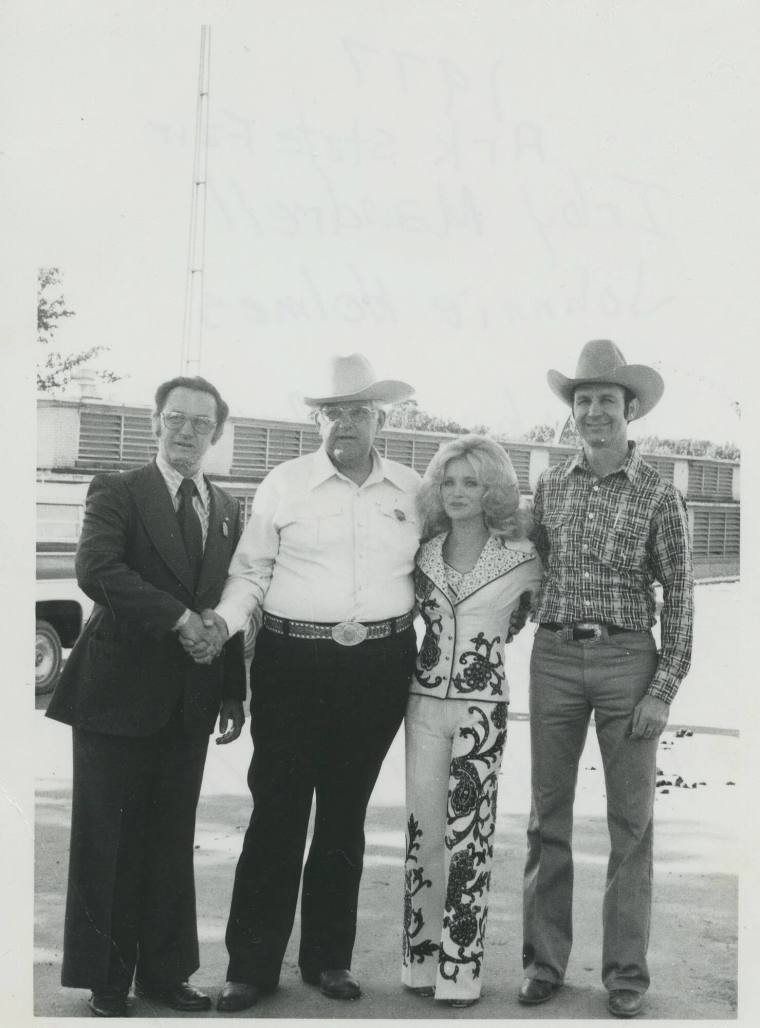 Photograph, Johnnie Holmes & Barbara Mandrell - Arkansas State Fair Rodeo