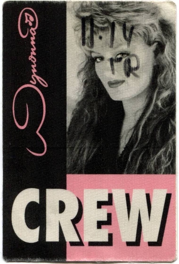 Pass, Crew - Wynonna