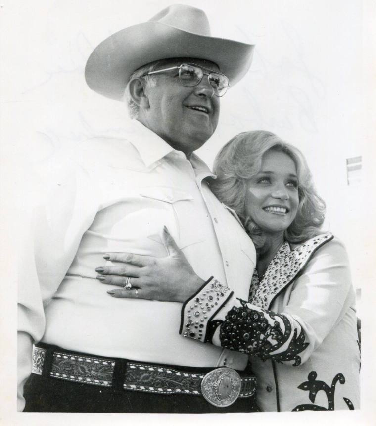 Photograph, Johnnie Holmes & Barbara Mandrell - Arkansas State Fair Rodeo