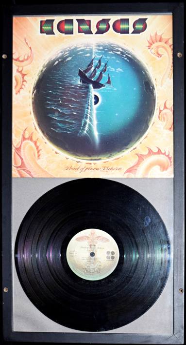 Album, "Point of Know Return" - Kansas