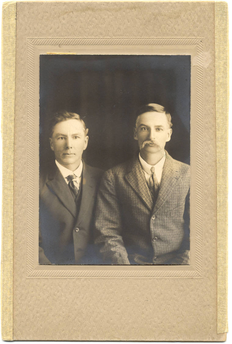 photo of Paul Currie and an unidentified man