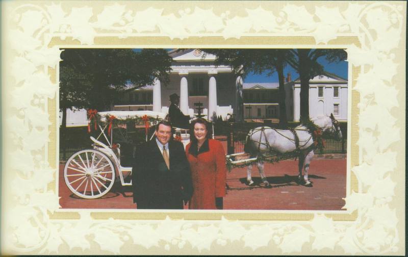 Christmas card, undated, from Gov. and Mrs. Huckabee.