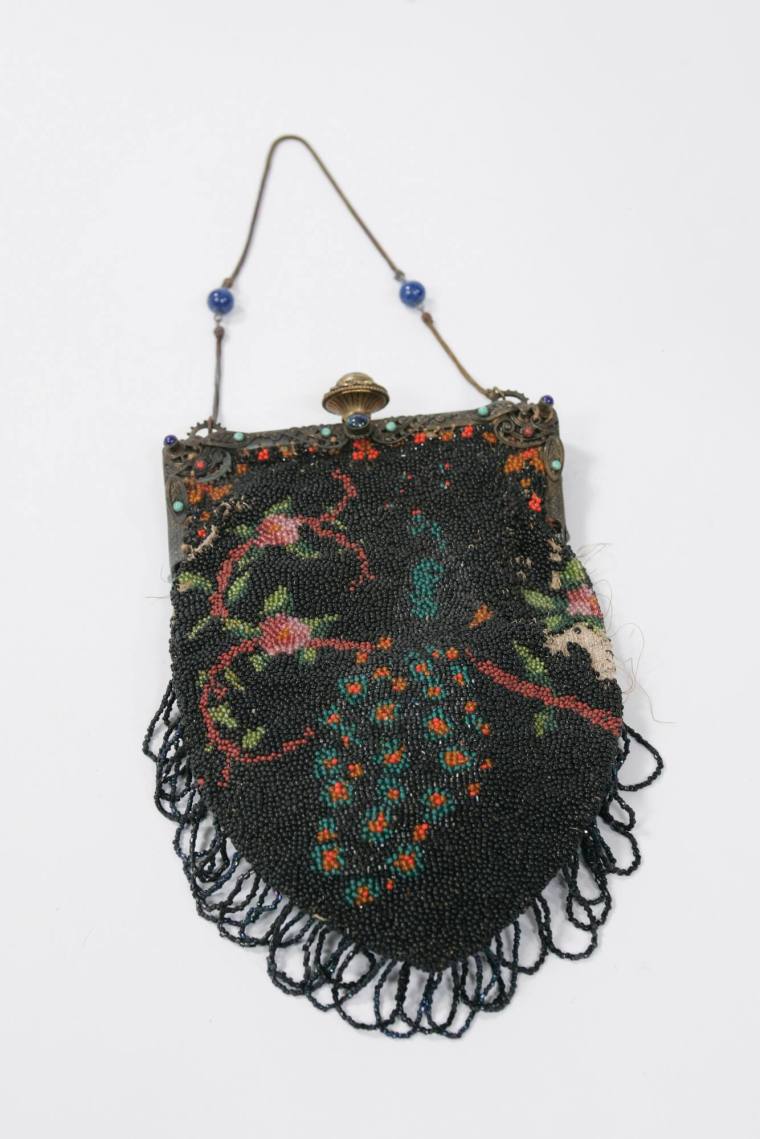 Beaded purse belonging to Anne Price Roarke Brough.