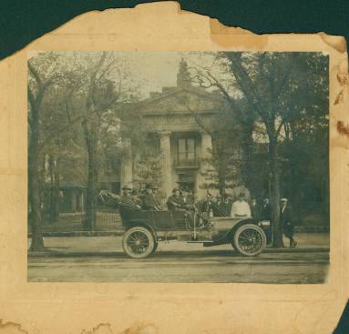 Old State House collection - photo of Pindall & others in front of OSH